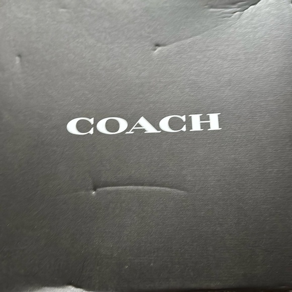 Coach winter boots Brand New with tags still in box . Raina Sig boot 7.5 size - Picture 2 of 3